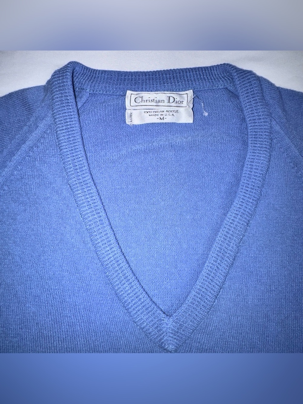 Dior V-Neck Sweater Men/Woman Medium Periwinkle Blue 100% Orlon Acrylic Vintage - Picture 1 of 14